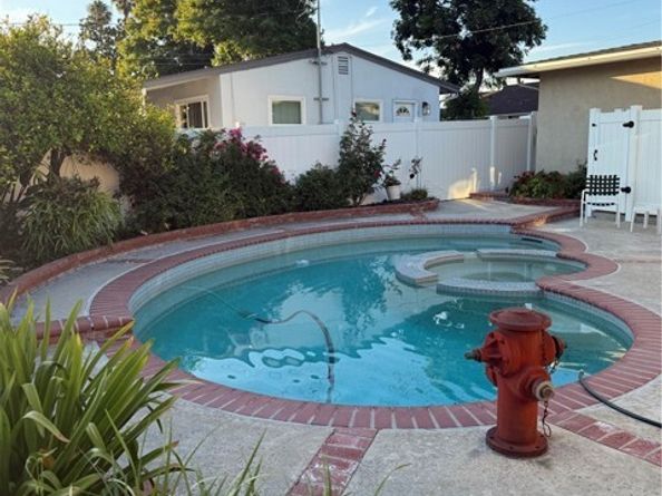 8603 Laurel Avenue, Whittier CA 90605