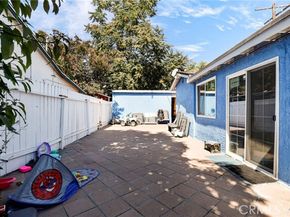 7545 White Oak Avenue, Reseda (los Angeles) CA 91335
