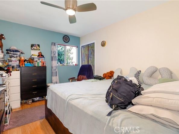 7545 White Oak Avenue, Reseda (los Angeles) CA 91335