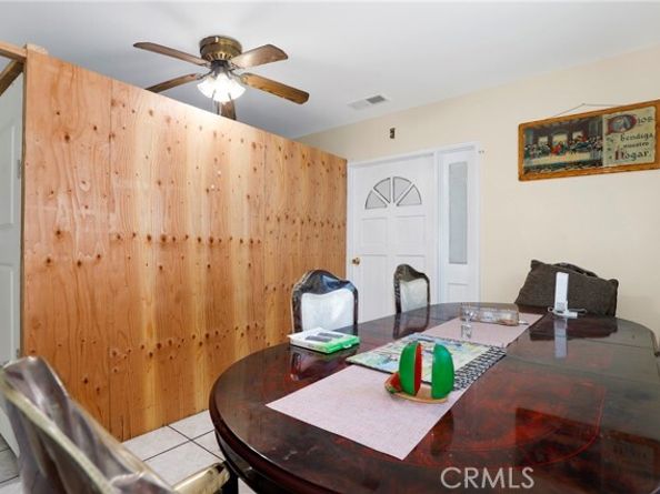 7545 White Oak Avenue, Reseda (los Angeles) CA 91335