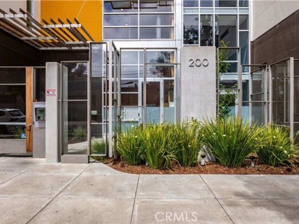 200 2nd Street 105, Oakland CA 94607