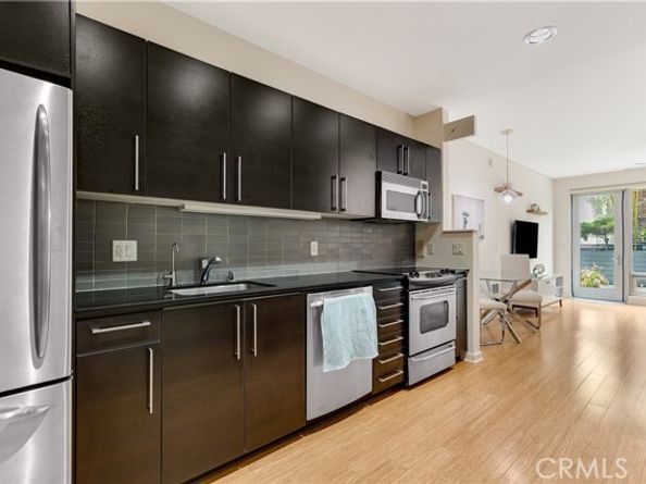 200 2nd Street 105, Oakland CA 94607
