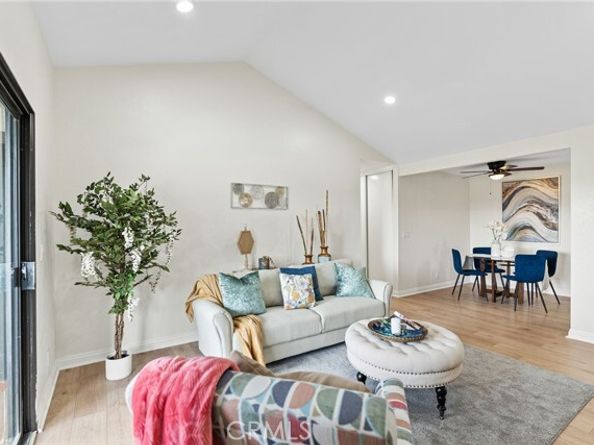 20702 El Toro 90, Lake Forest (el Toro) CA 92630