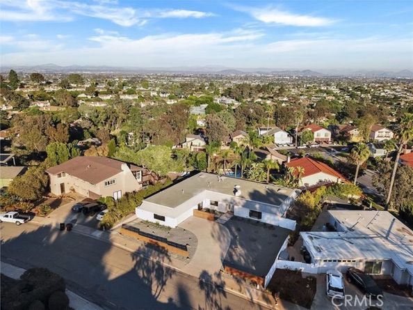 5515 Thunderbird, La Jolla (san Diego) CA 92037