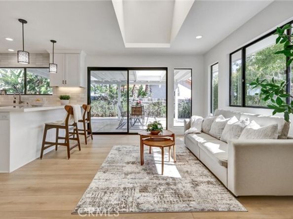 5515 Thunderbird, La Jolla (san Diego) CA 92037