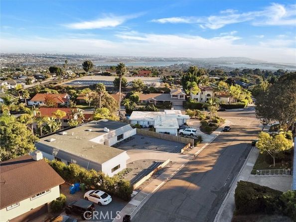 5515 Thunderbird, La Jolla (san Diego) CA 92037