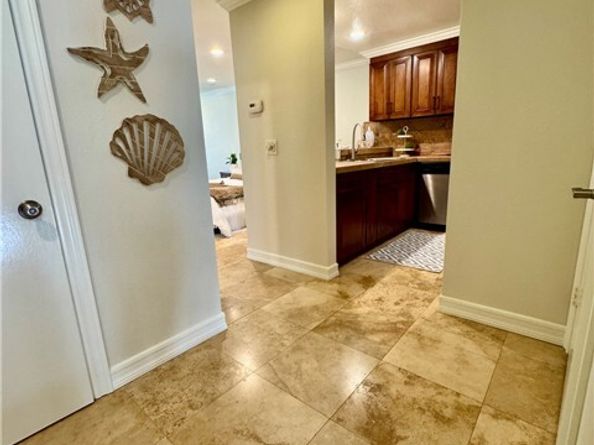 5104 Marina Pacifica Drive, Long Beach CA 90803