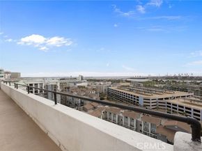 360 Ocean Boulevard B, Long Beach CA 90802