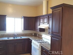 1060 Cherry, Long Beach CA 90813