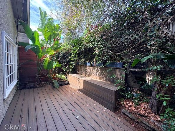 990 Trabuco, Costa Mesa CA 92627
