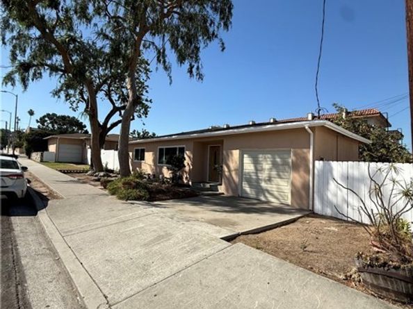 1705 252nd, Lomita CA 90717