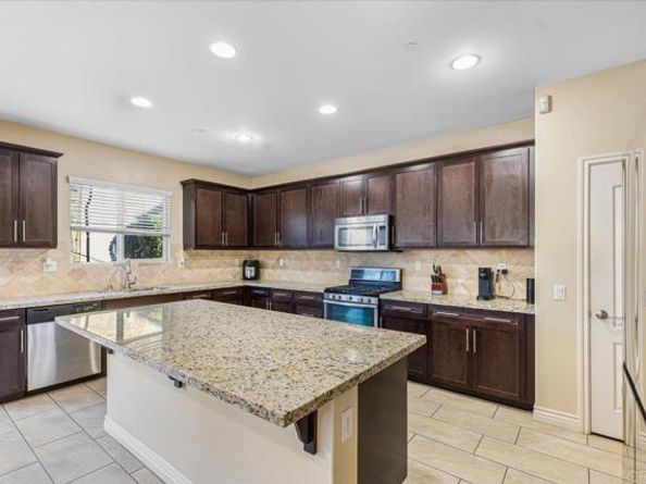 1751 Avenida Regina, San Marcos CA 92069