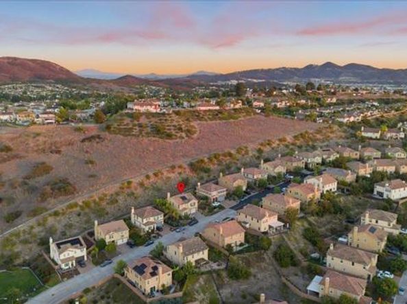 1751 Avenida Regina, San Marcos CA 92069