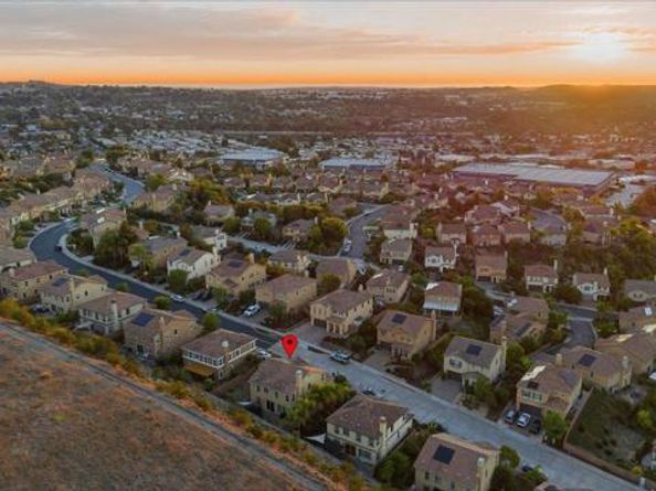 1751 Avenida Regina, San Marcos CA 92069