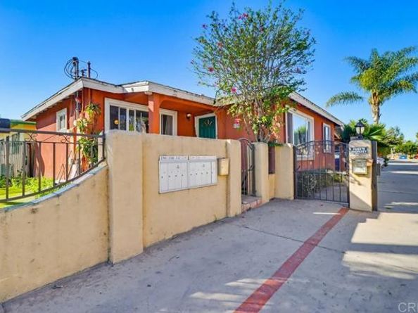 220 W Calle Primera, San Ysidro (san Diego) CA 92173
