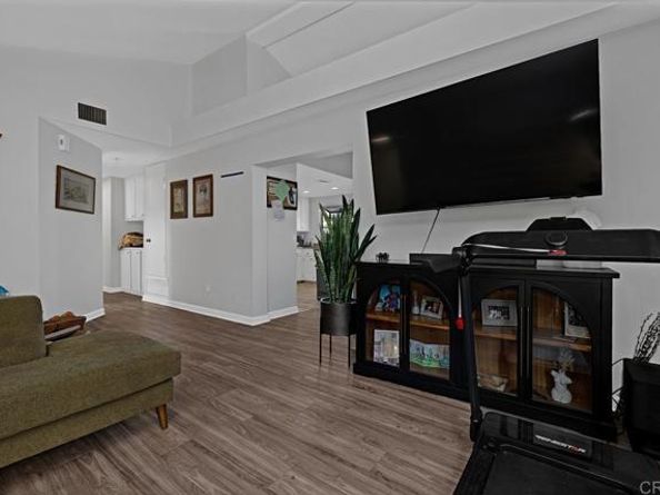 8523 Happy Way, El Cajon CA 92021