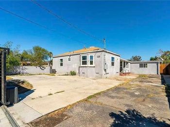 11080 De Foe Avenue