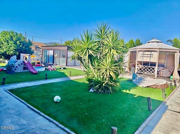 11080 De Foe Avenue, Pacoima (los Angeles) CA 91331