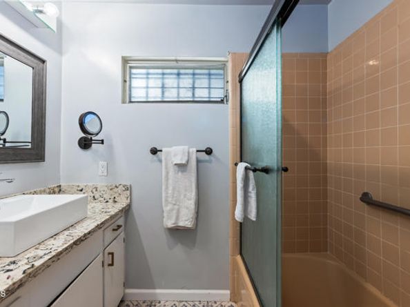 385 Cliff Drive 2, Pasadena CA 91107