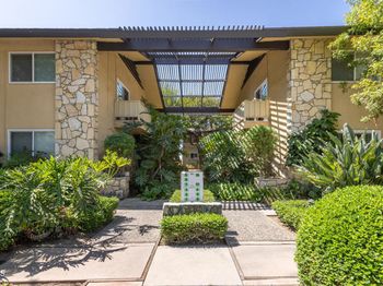 385 Cliff Drive