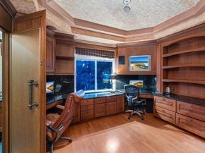 6557 Coneflower Drive, Carlsbad CA 92011