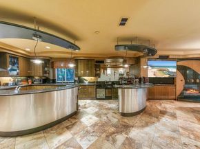 6557 Coneflower Drive, Carlsbad CA 92011