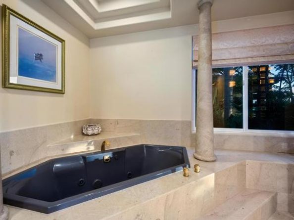 6557 Coneflower Drive, Carlsbad CA 92011