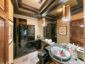 6557 Coneflower Drive, Carlsbad CA 92011