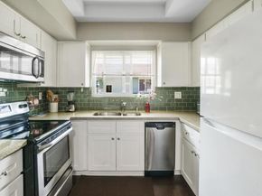 3685 Vista Campana 16, Oceanside CA 92057