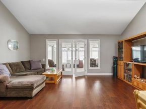 3685 Vista Campana 16, Oceanside CA 92057