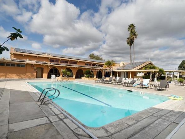 3685 Vista Campana 16, Oceanside CA 92057