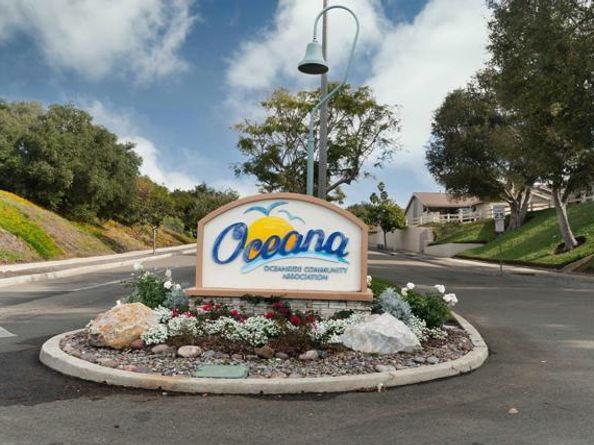 3685 Vista Campana 16, Oceanside CA 92057