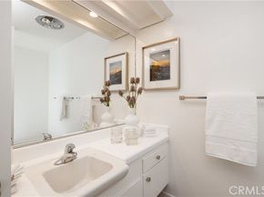 1007 White Sails Way, Corona Del Mar (newport Beach) CA 92625