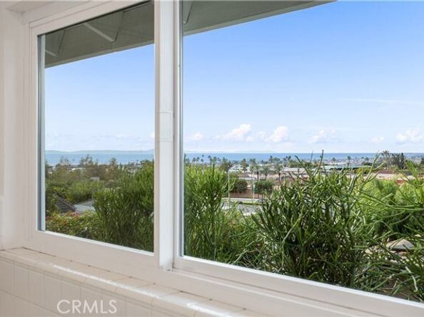 1007 White Sails Way, Corona Del Mar (newport Beach) CA 92625