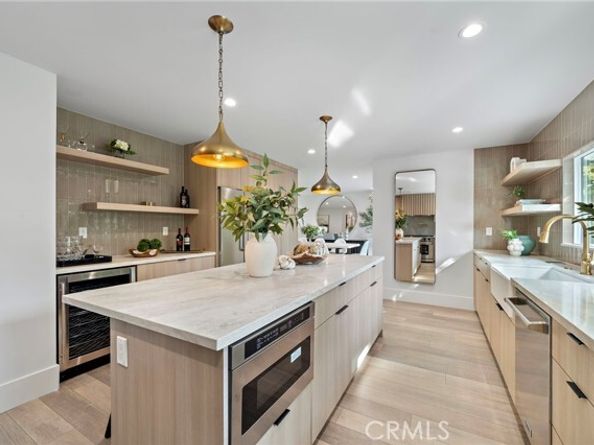 5262 Glenroy Dr, Huntington Beach CA 92649