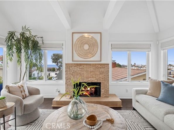 423 Poppy, Corona Del Mar (newport Beach) CA 92625