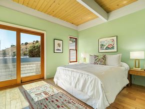 1318 Mallard Drive, Richmond CA 94801