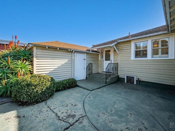 2211 Wilcox Avenue, San Pablo CA 94806