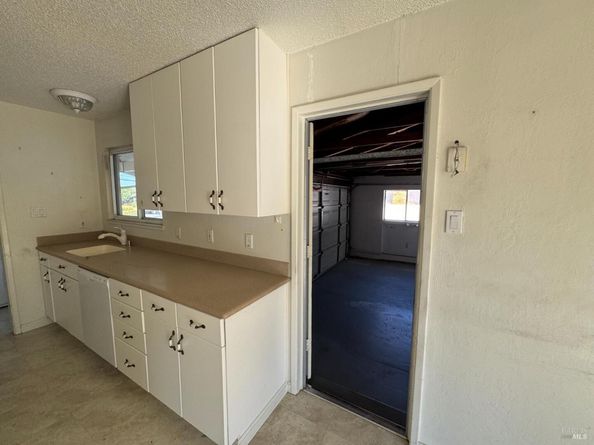 2040 Las Lomas Court, Concord CA 94519