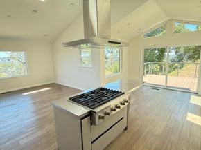 221 El Toyonal Street, Orinda CA 94563