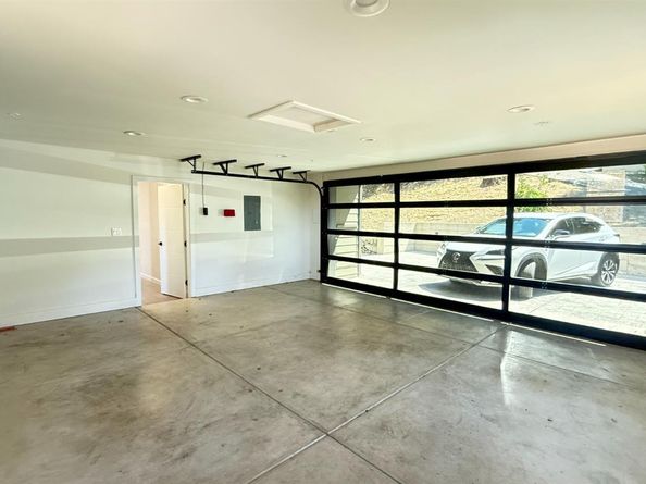 221 El Toyonal Street, Orinda CA 94563
