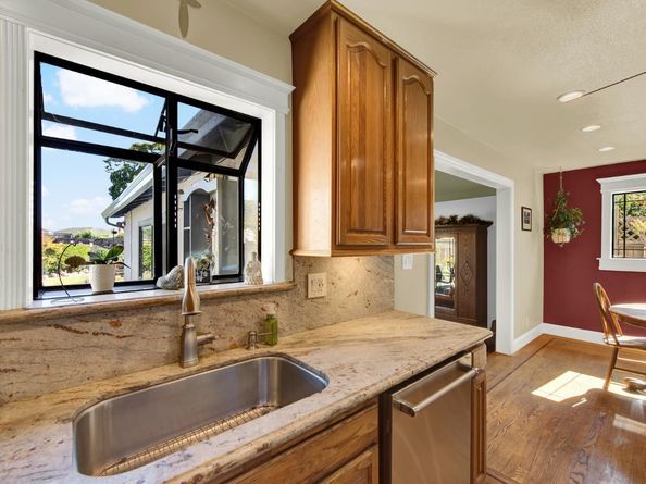 1835 Egret Lane, Hayward CA 94545