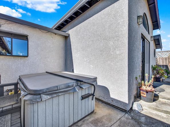 1835 Egret Lane, Hayward CA 94545