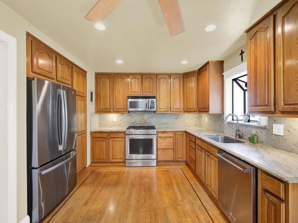 1835 Egret Lane, Hayward CA 94545