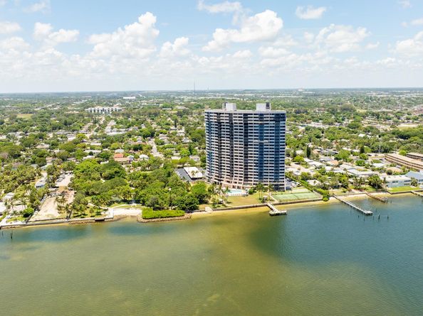 5200 N Flagler Drive 803, West Palm Beach FL 33407