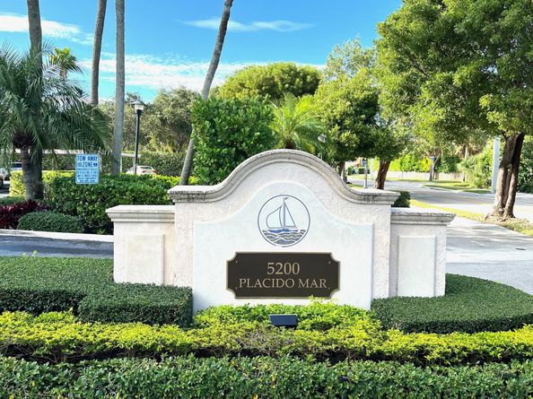 5200 N Flagler Drive 803, West Palm Beach FL 33407