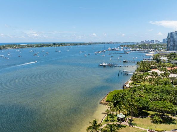 5200 N Flagler Drive 803, West Palm Beach FL 33407