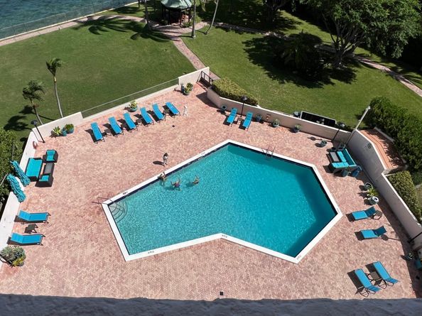 5200 N Flagler Drive 803, West Palm Beach FL 33407