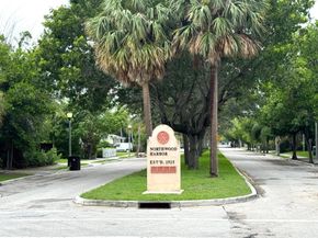 5200 N Flagler Drive 803, West Palm Beach FL 33407