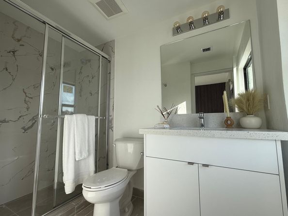 2526 Pierce Street 4, Hollywood FL 33020